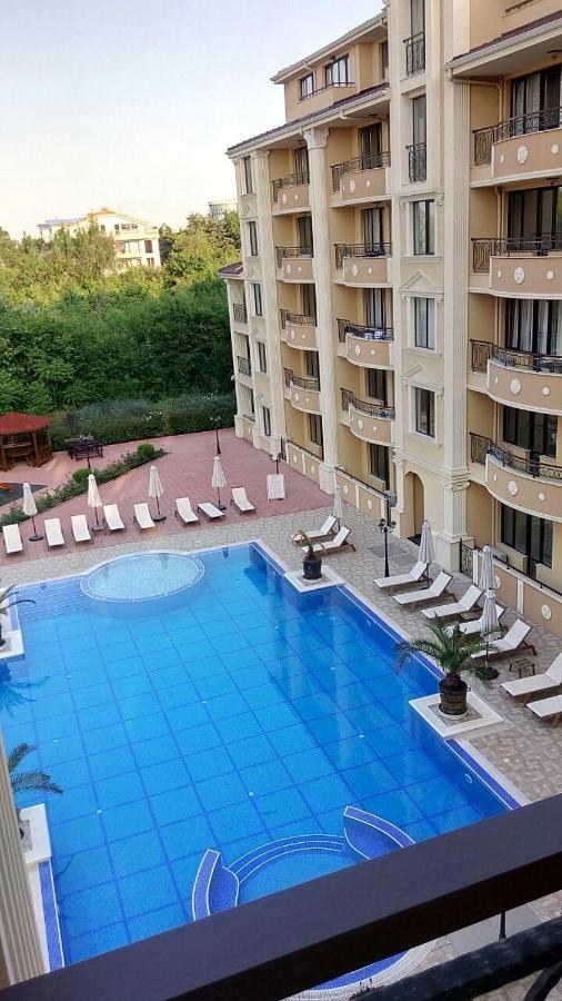 Flora Beach Private Aparthotel เปาโมเรีย ภายนอก รูปภาพ