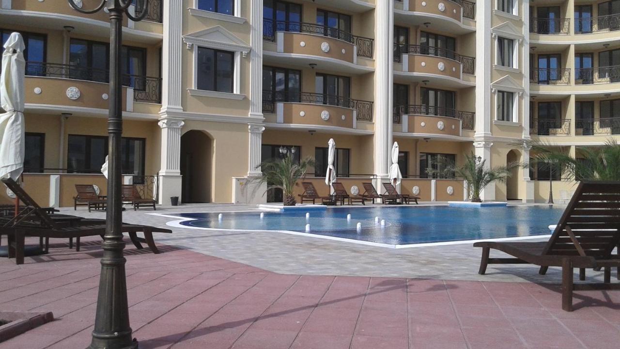 Flora Beach Private Aparthotel เปาโมเรีย ภายนอก รูปภาพ