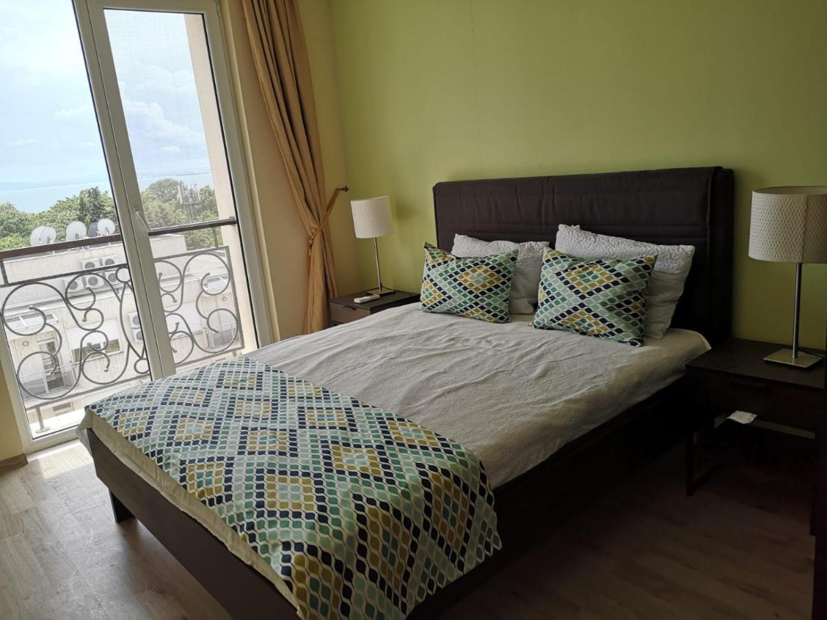 Flora Beach Private Aparthotel เปาโมเรีย ภายนอก รูปภาพ